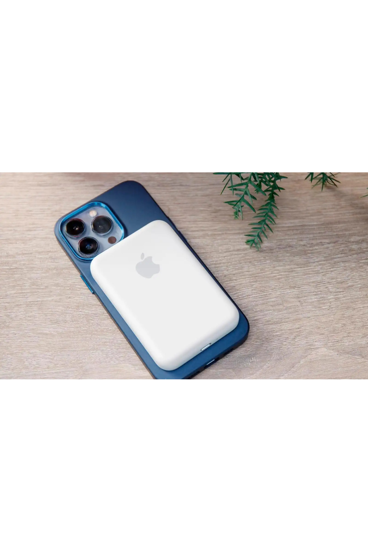 پاوربانک MAGSAFE سازگار با APPLE IPHONE 14 PLUS 10.000 ماه اورجینال Buway