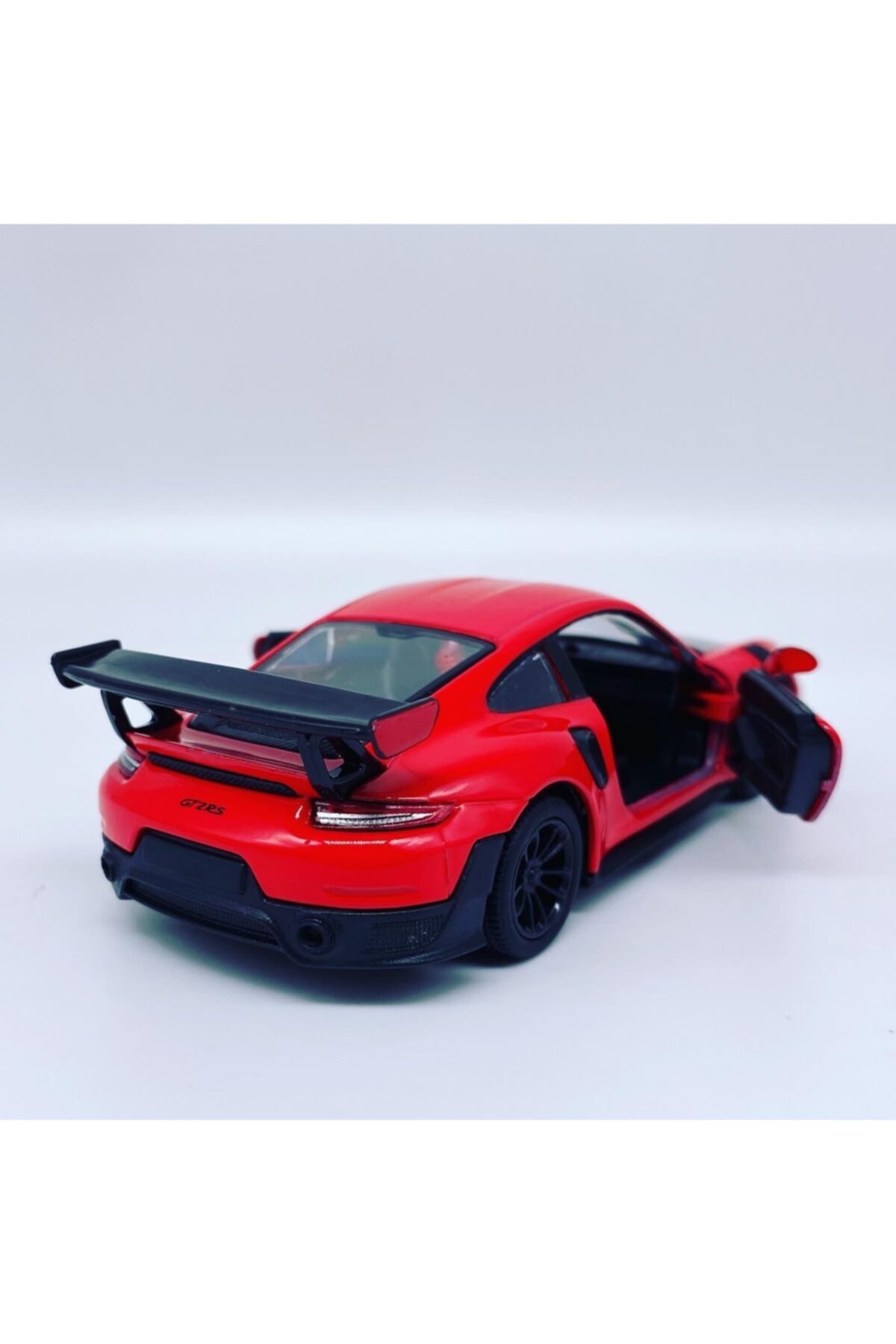 مدل خودرو 1:36 مقیاس پورشه 911 GT2 RS DIECAST اورجینال Kinsmart