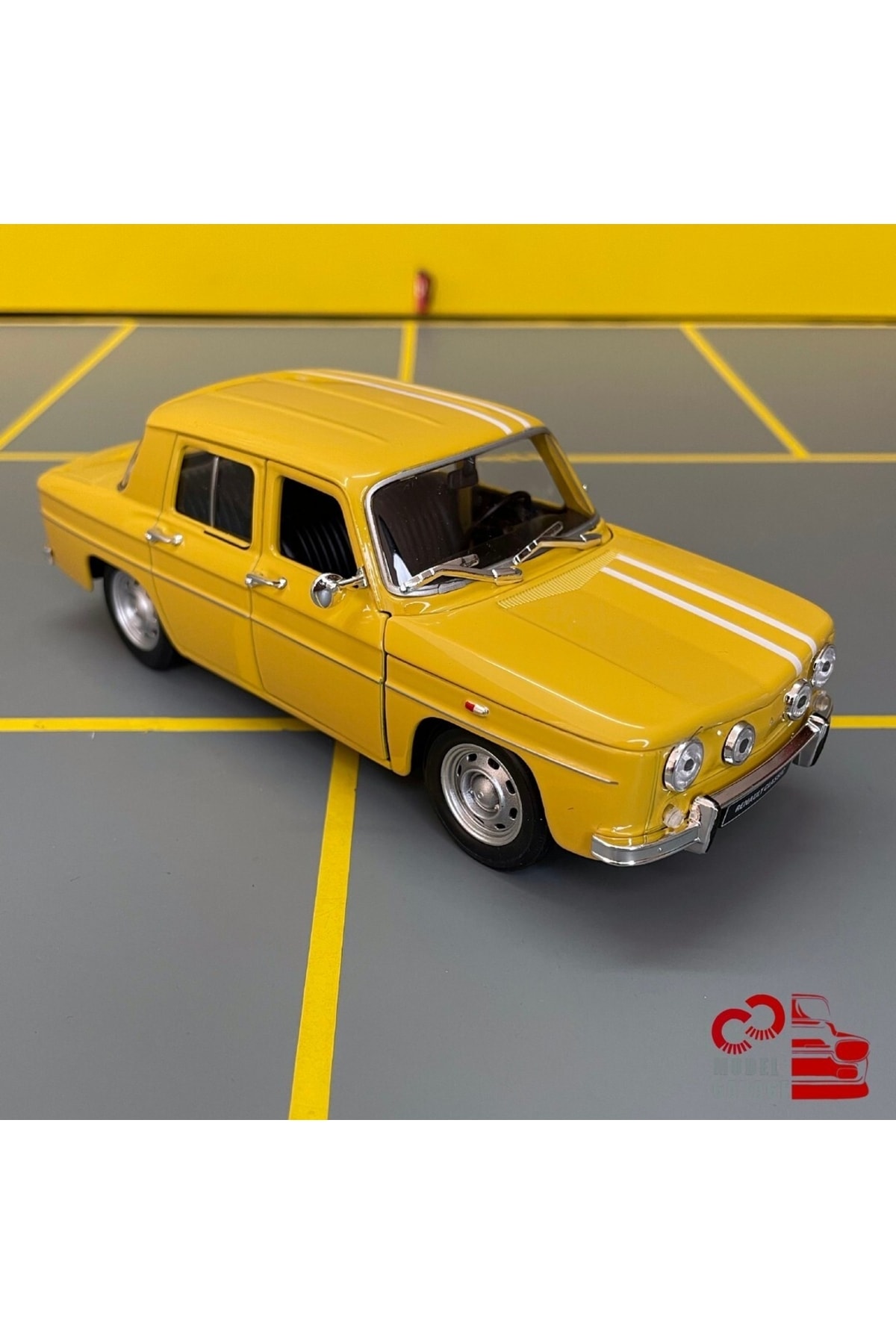 مدل خودرو RENAULT R8 GORDINI 1964 1 24 SCALE C&amp;C MODEL GARAGE DIECAST METAL CAR اورجینال WELLY