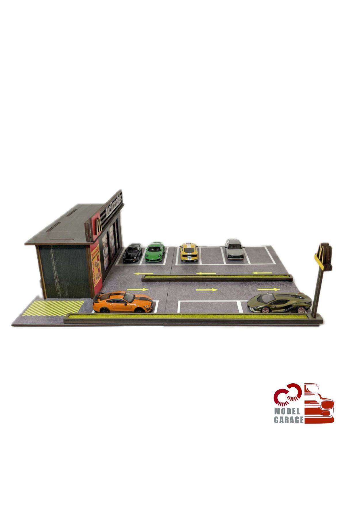مدل خودرو 1 64 SCALE MC DONALD'S CAR PARKING LOT DIORAMA DIECAST DISPLAY STAND RACK GARAGE TOY اورجینال ÜRETİM