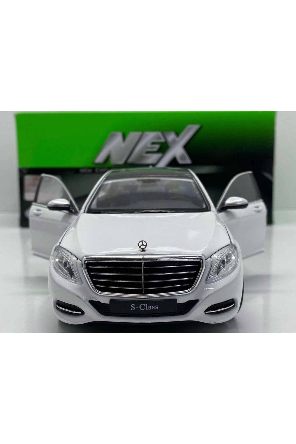 مدل خودرو 1.24 SCALE WELLY BRAND دارای مجوز مرسدس بنز S CLASS رنگ سفید اورجینال WELLY