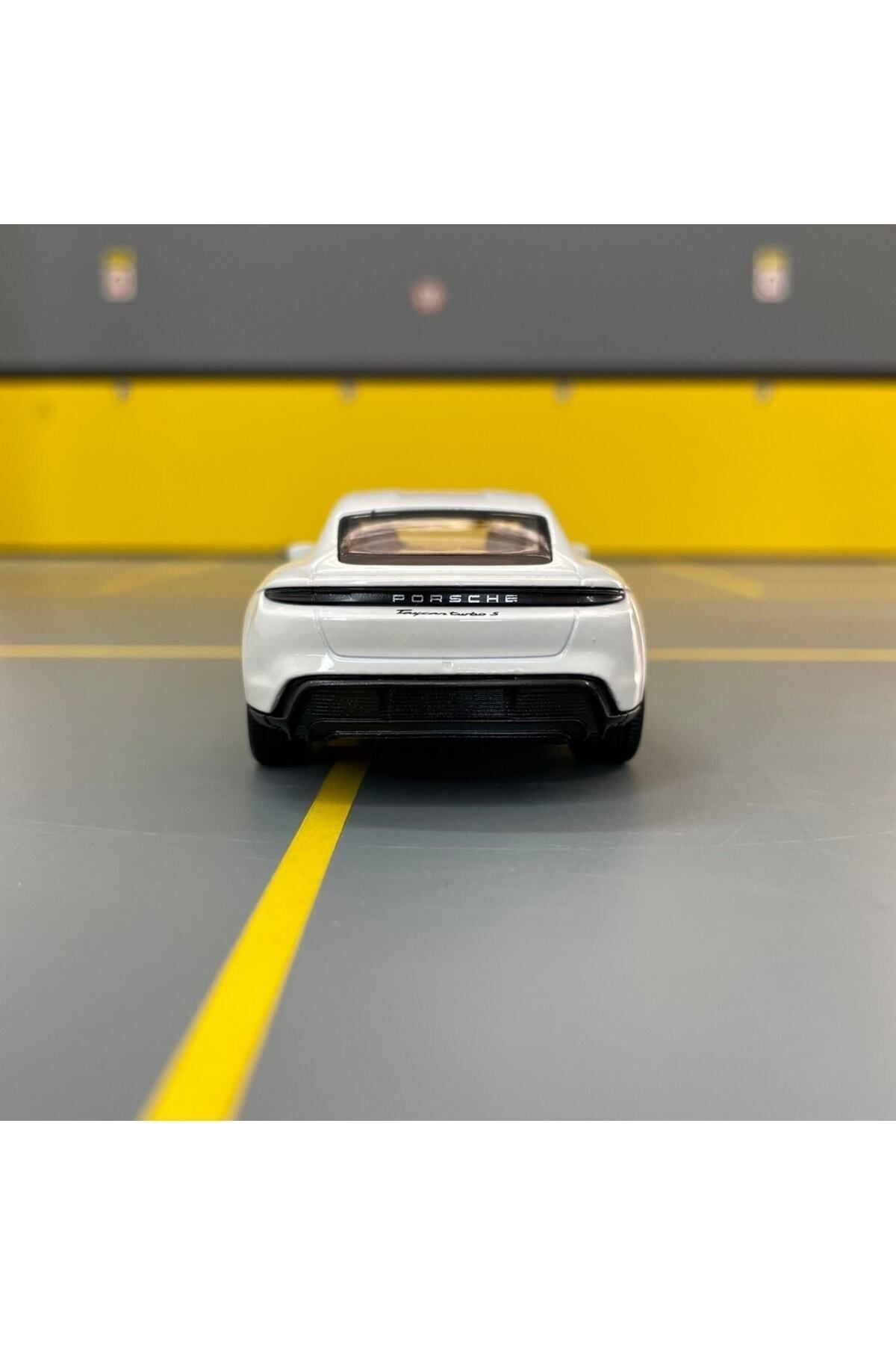 مدل خودرو PORSCHE TAYCAN TURBO S 1 36 SCALE DIECAST METAL MODEL CAR TOY اورجینال Genel Markalar