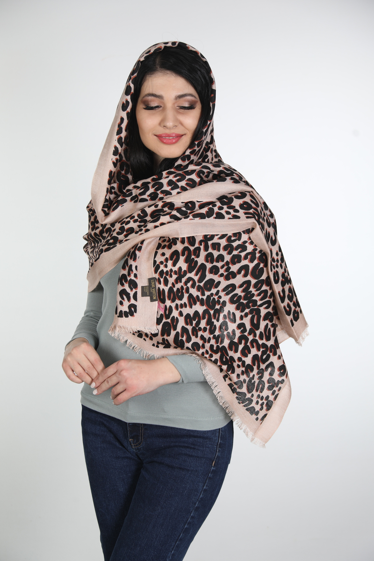 شال زنانه کشمیر و ابریشم بژ میستیک Mystic مدل MS-419