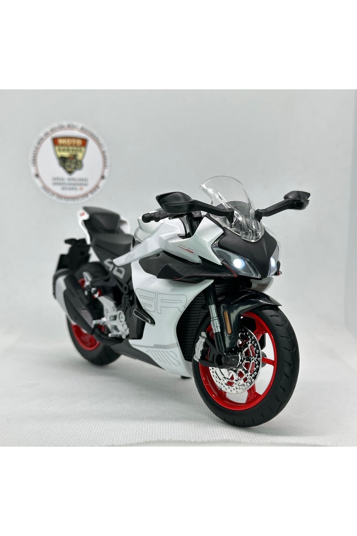 مدل خودرو موتورسیکلت CFMOTO 450 SR 1:12 LIGHTED DIECAST – فلزی با LED اورجینال MotoGarage