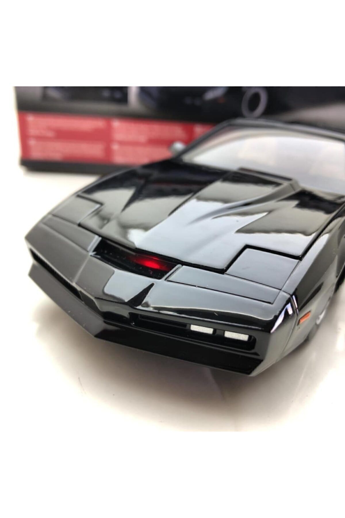 مدل خودرو سریال تلویزیونی PONTIAC FIREBIRD BARELY LIGHTED KNIGHT RIDER 1:24 اورجینال Jada