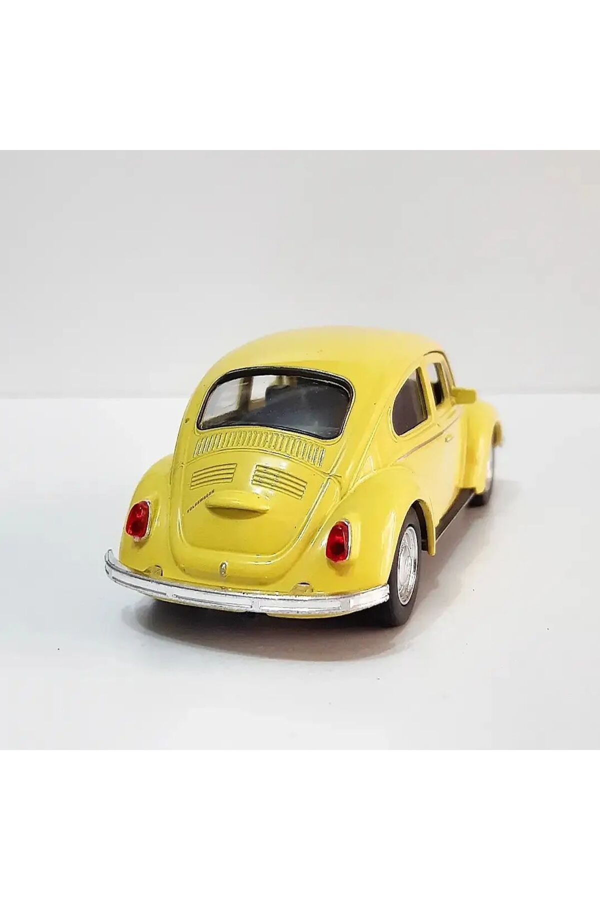 مدل خودرو 1.36 SCALE WELLY BRAND دارای مجوز VOLKSWAGEN BEETLE YELLOW COLOR VOSVOS 12CM METAL CAR اورجینال WELLY