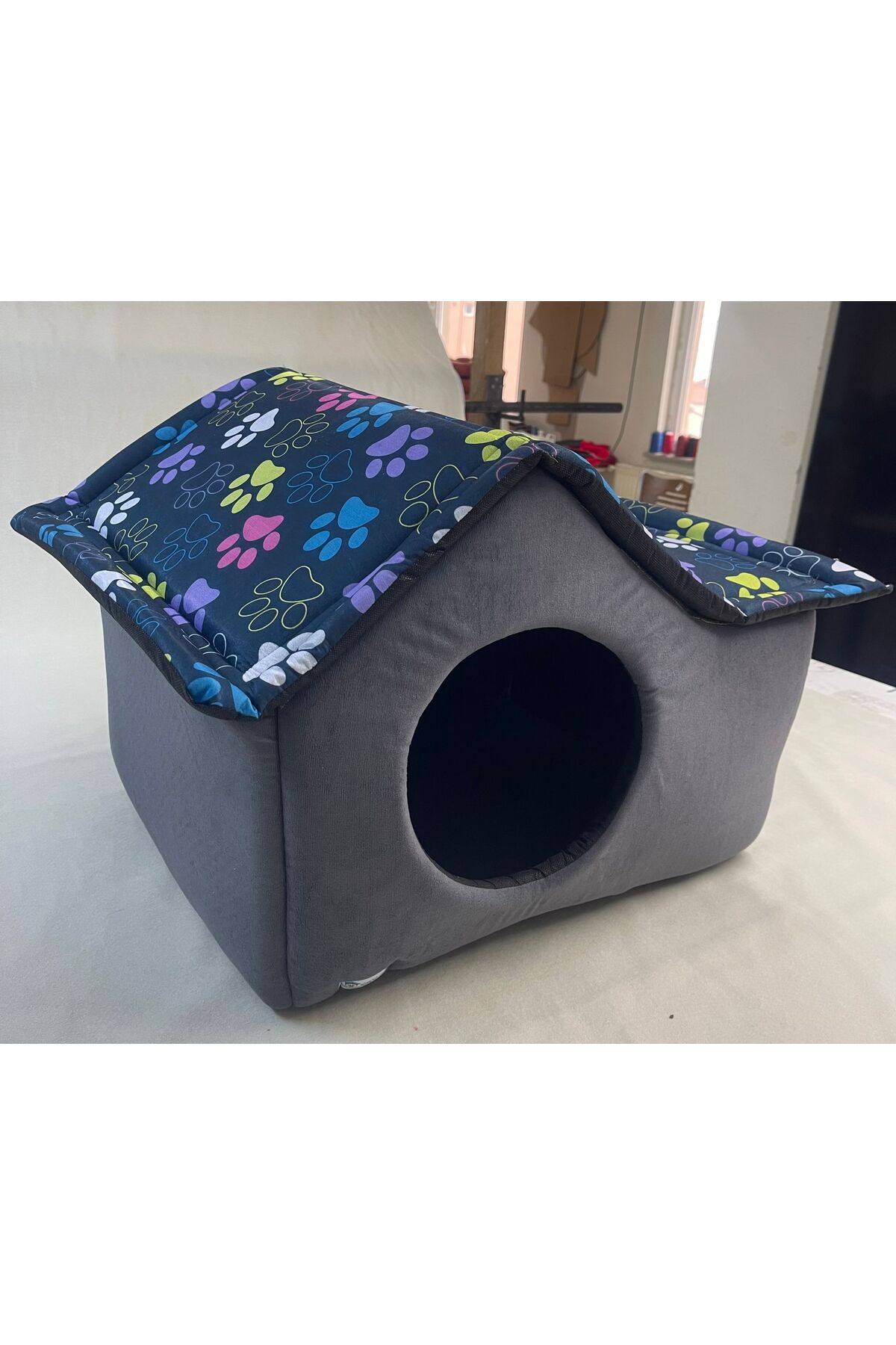 جای خواب و خانه سقف‌دار گربه و سگ گیسن GİSSEN، بزرگ، خاکستری