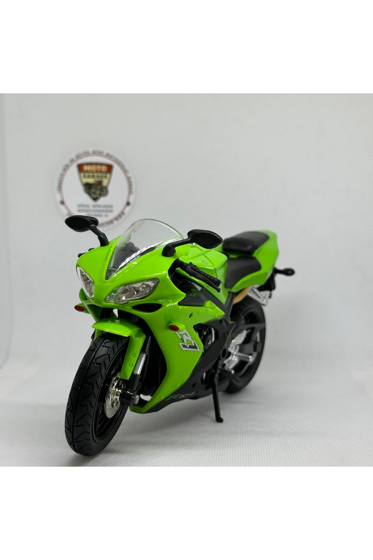 مدل خودرو یاماها YZF R1 موتورسیکلت دیکست 1:12 – فلزی و اسباب بازی کلکسیونی سبز اورجینال Maisto Diecast