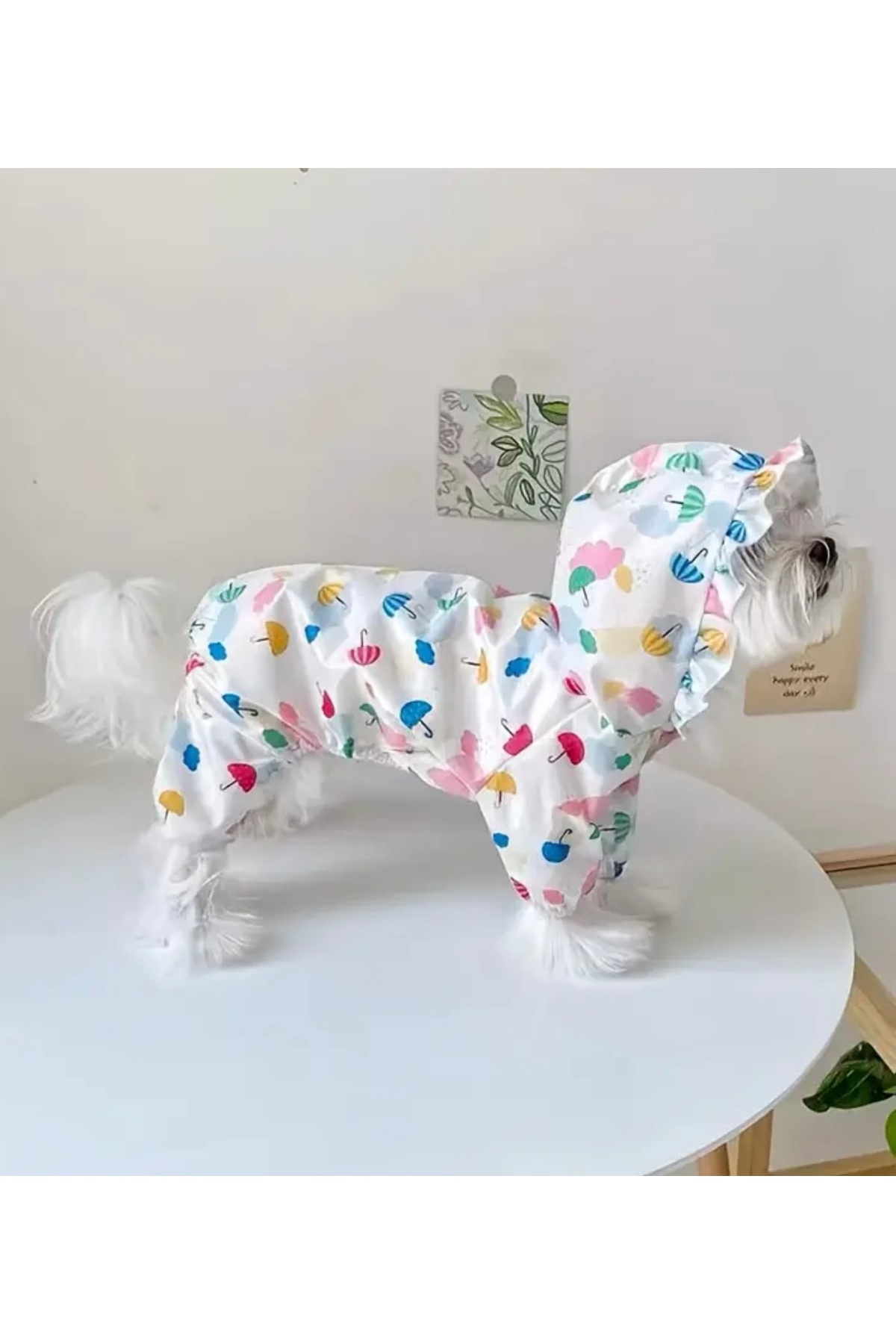 بارانی سرهمی سگ پاو بوتیک Paw Butik، ضدآب و کلاه‌دار با طرح چتر رنگی سفید