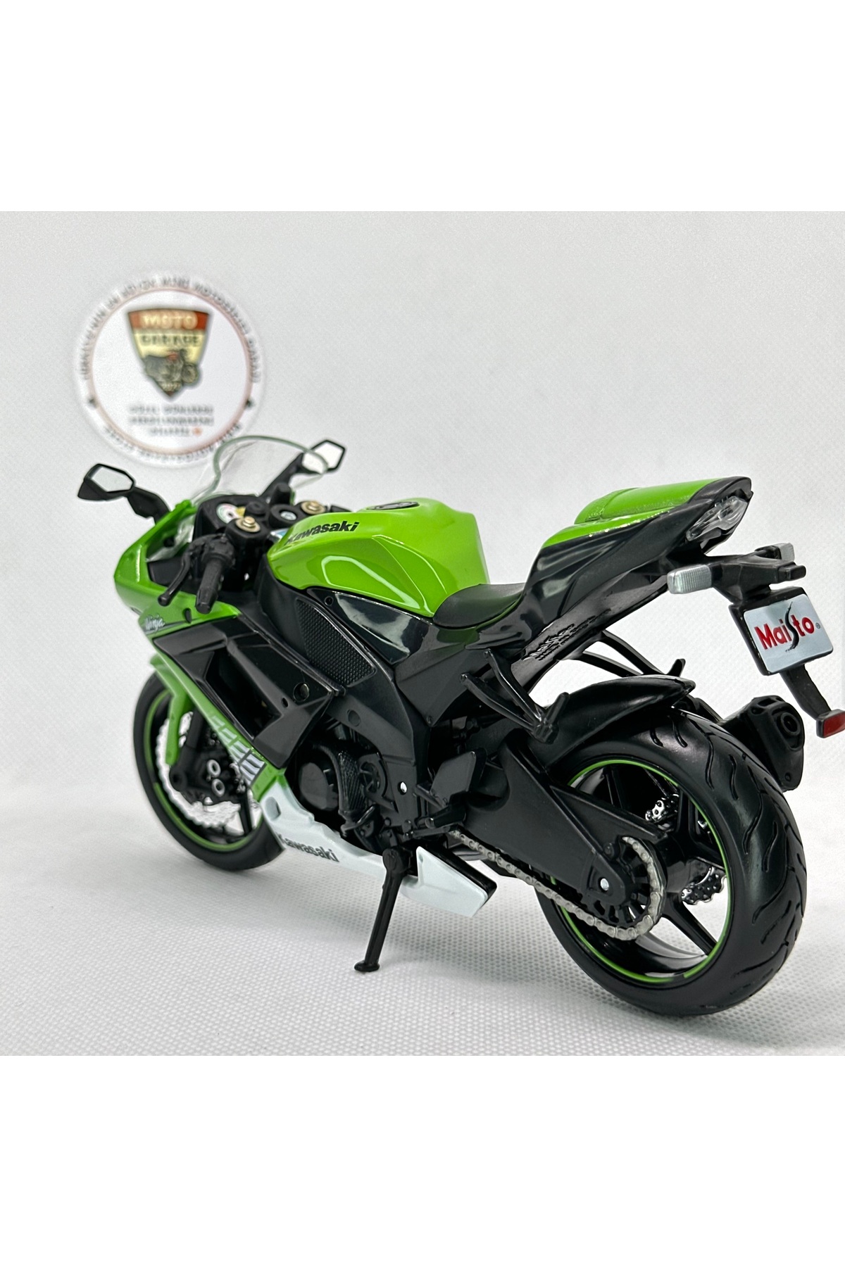 مدل خودرو موتورسیکلت KAWASAKI NINJA ZX 10R 1:12 DIECAST – فلزی دارای مجوز اورجینال Maisto Diecast