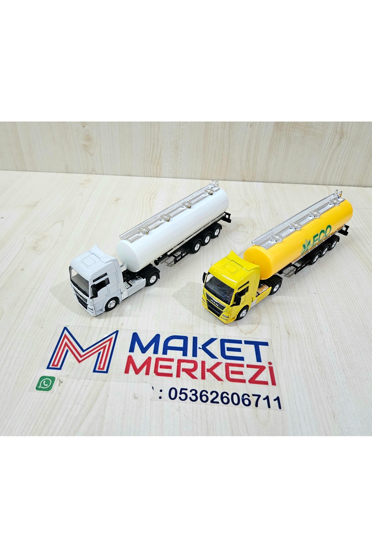 مدل خودرو MAN TGX TANKER MODEL 1 64 سفید به طول 25 سانتی متر نام شرکت را می توان نوشت اورجینال WELLY