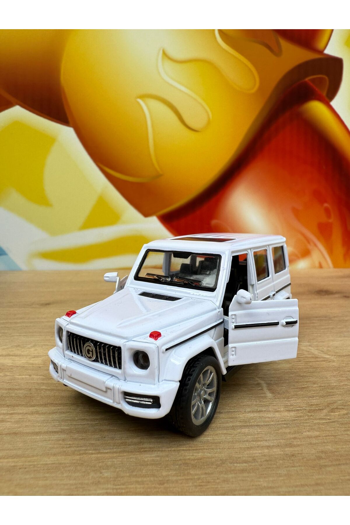 مدل خودرو مرسدس بنز کلاس G ماشین فلزی درب باز کشش DIECAST G63 12CM اورجینال scntoys