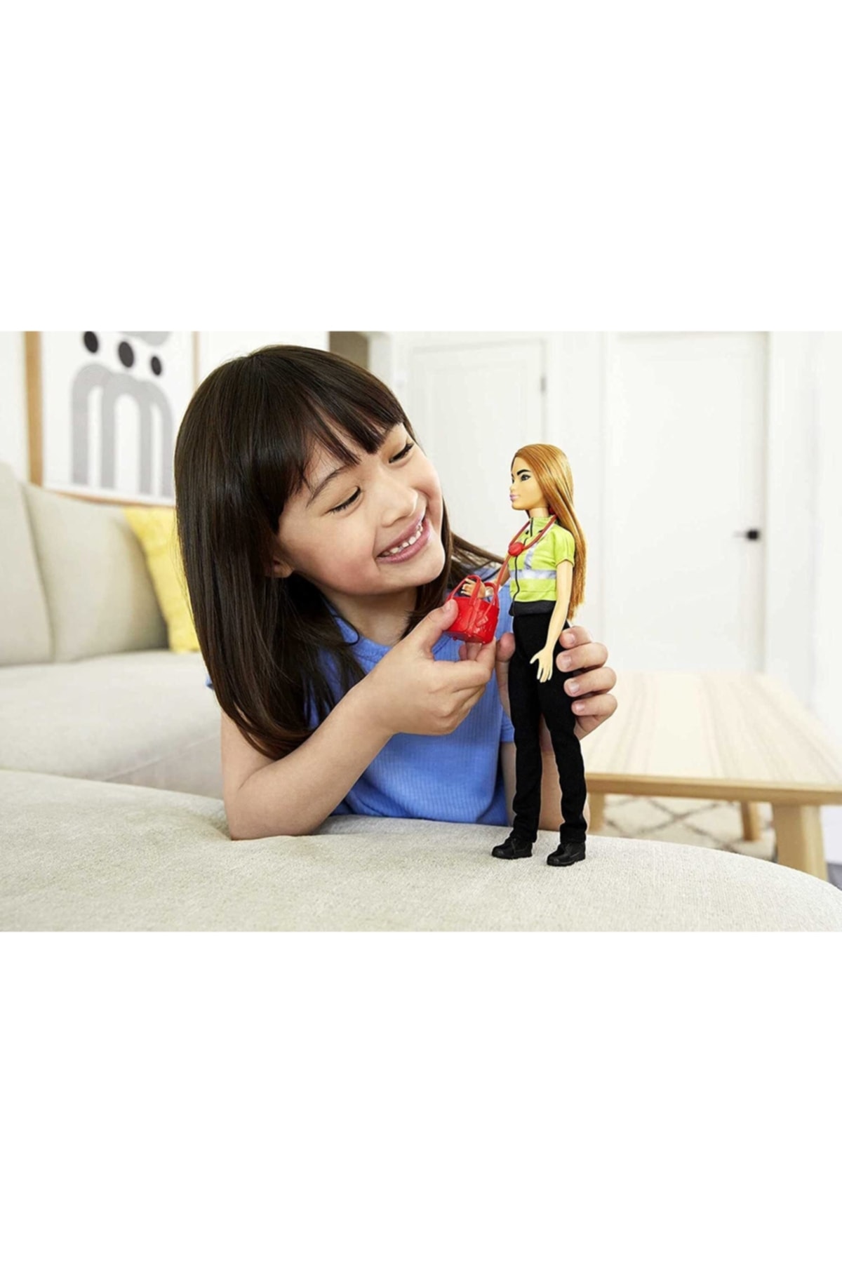 اسباب بازی های فیگور دیگر PARAMEDIC BABY GYT28 SERIES SPECIAL Barbie