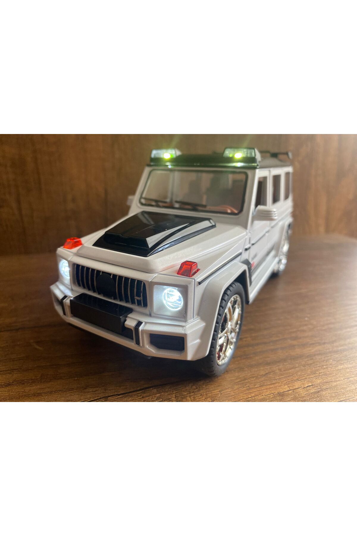 مدل خودرو MERCEDES G65 JEEP CAR G63 BRABUS ROCKET درهای فلزی باز اورجینال scntoys