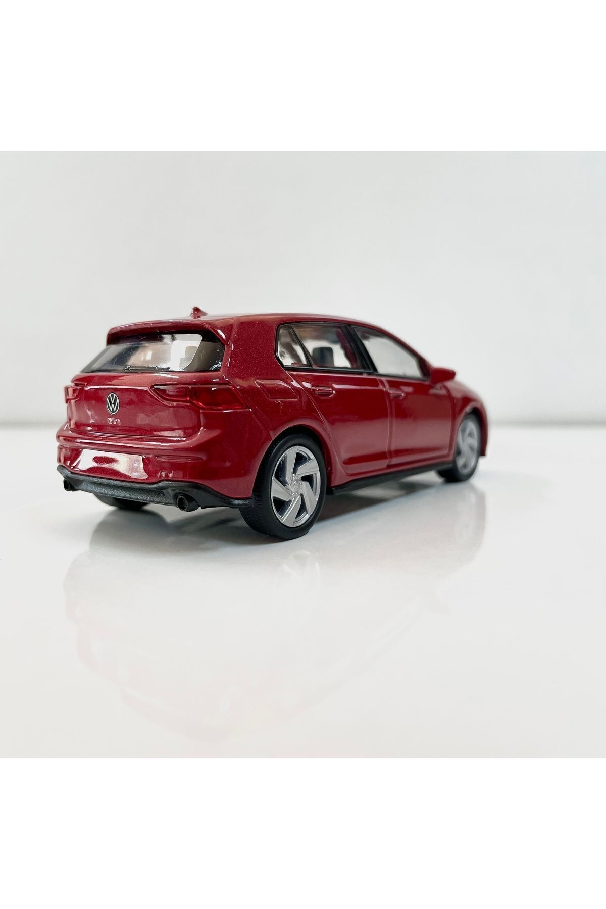 مدل خودرو VOLKSWAGEN GOLF 8 GTI 1 36 SCALE WELLY DIECAST METAL CAR TOY PULL DROP اورجینال WELLY