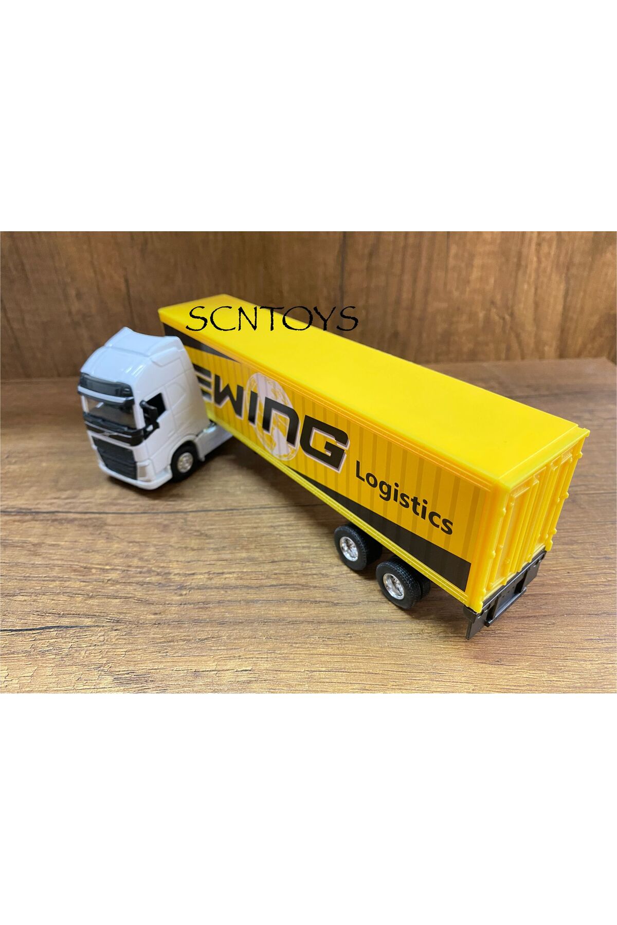 ماشین اسباب بازی VOLVO 4X2 و TRAILER WELLY TRUCK TRACTOR TOY METAL COVERS باز scntoys