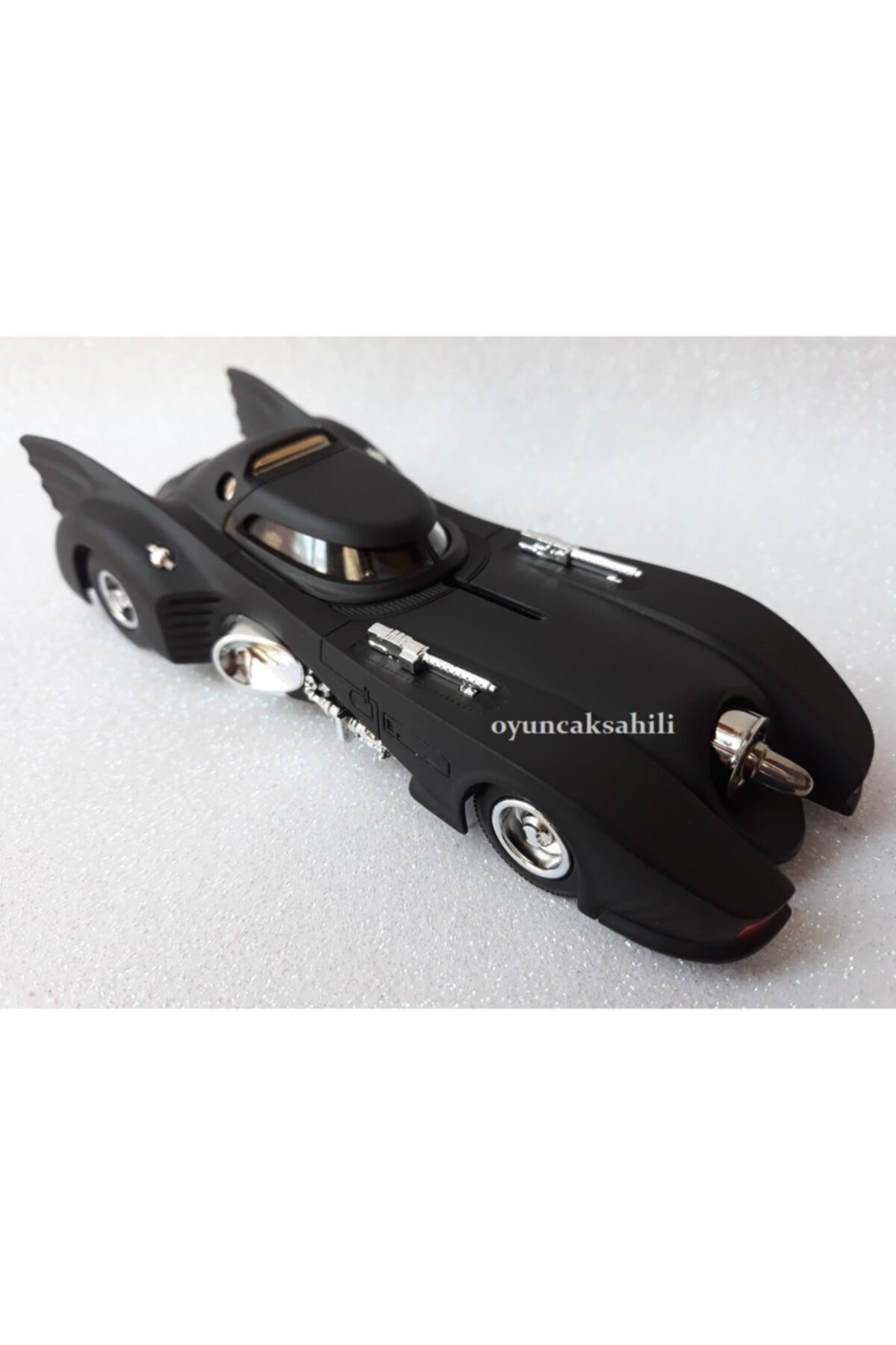مدل خودرو TOY BATMAN METAL DIECAST CAR BATMOBILE LIGHTED PULL RELEASE VEHICLE 13.5CM اورجینال Genel Markalar