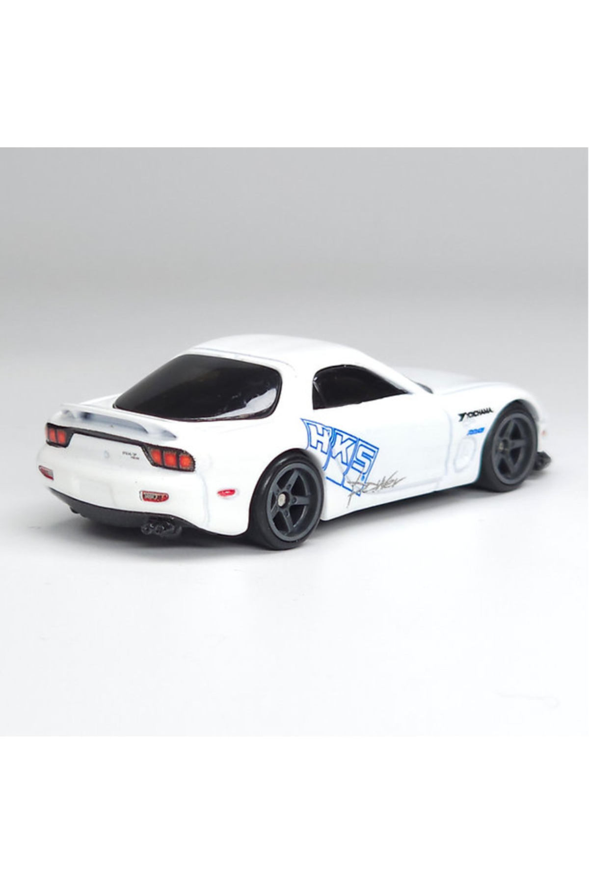 ماشین اسباب بازی حق بیمه سریع و خشمگین MAZDA RX 7 FD HNW46 JBL93 1 5 هات ویلز اورجینال HOT WHEELS