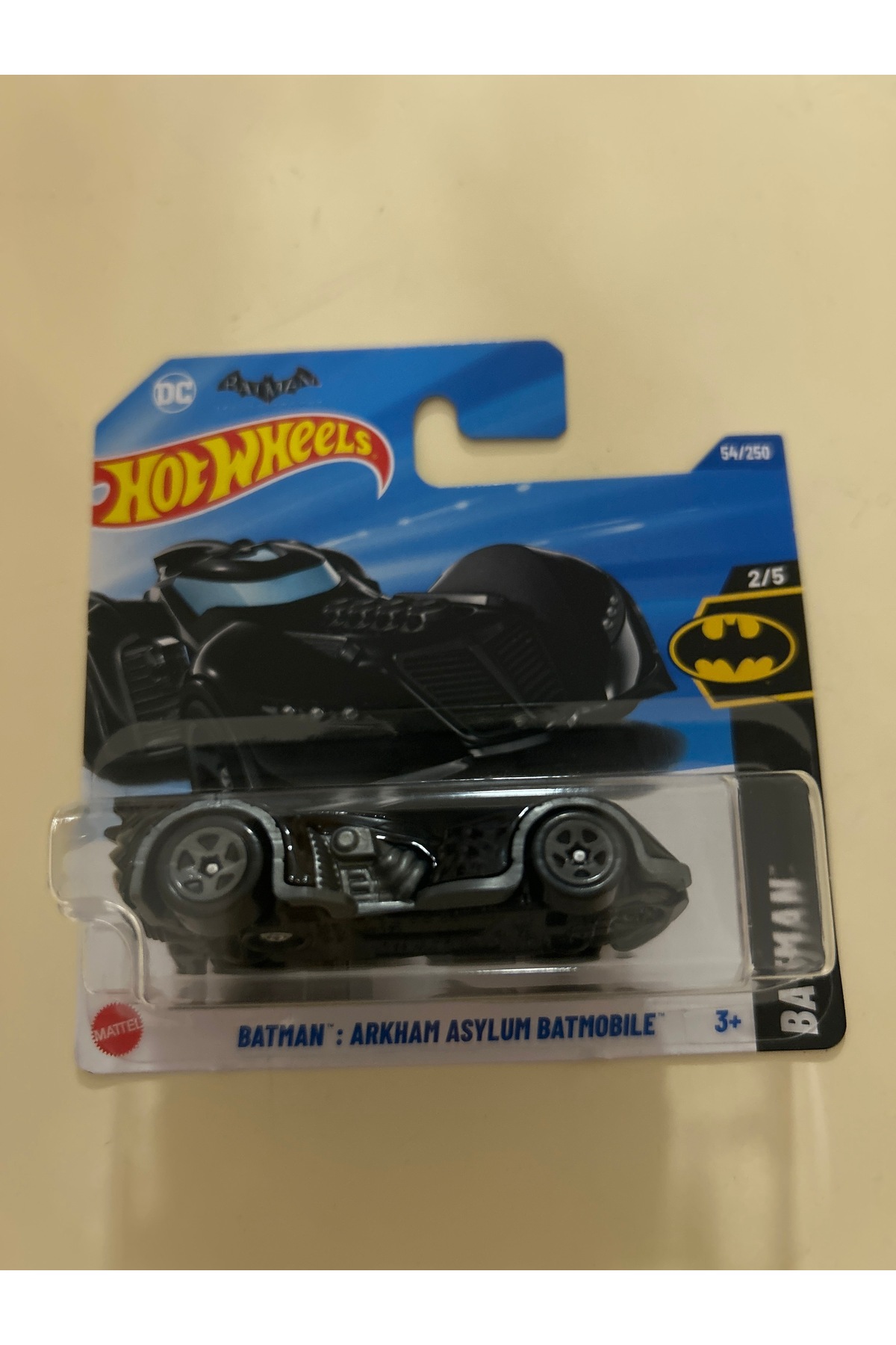 ماشین اسباب بازی HOTWHEELS 2025 BATMAN:ARKHAM ASYLUM BATMOBILE HYX81 از ترکیه HOT WHEELS