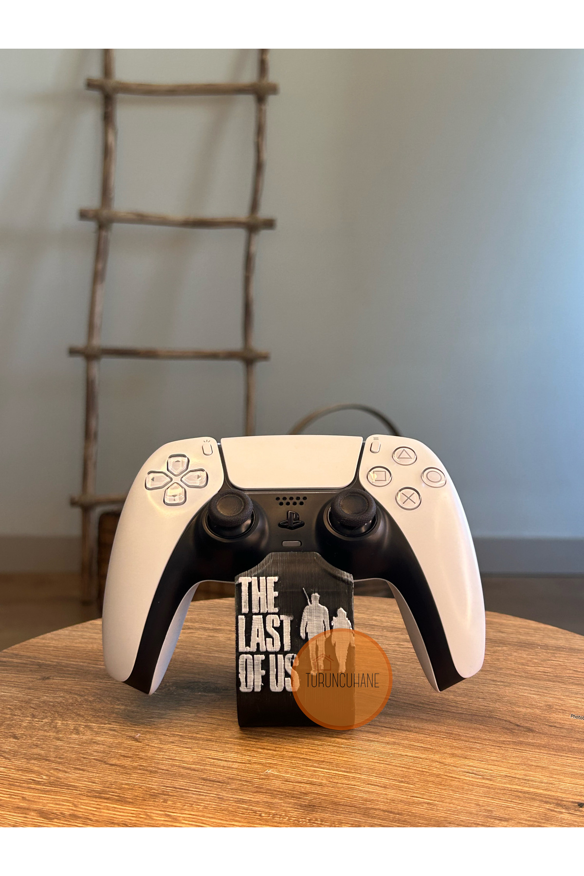 فیگور THE LAST OF US JOEL ELLIE ARM STAND PS5 DUALSENSE PS4 DUALSHOCK XBOX از ترکیه TURUNCUHANE