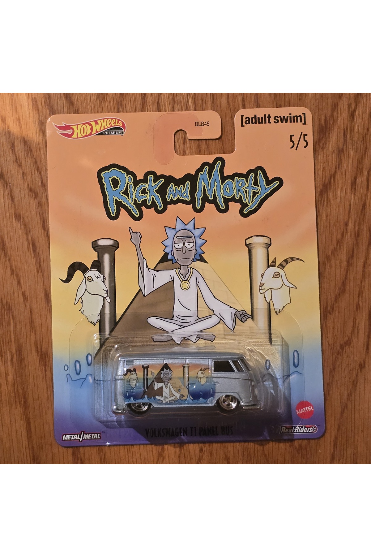 ماشین اسباب بازی پانل فولکس واگن T1 ریک و مورتی هات ویلز اورجینال HOT WHEELS