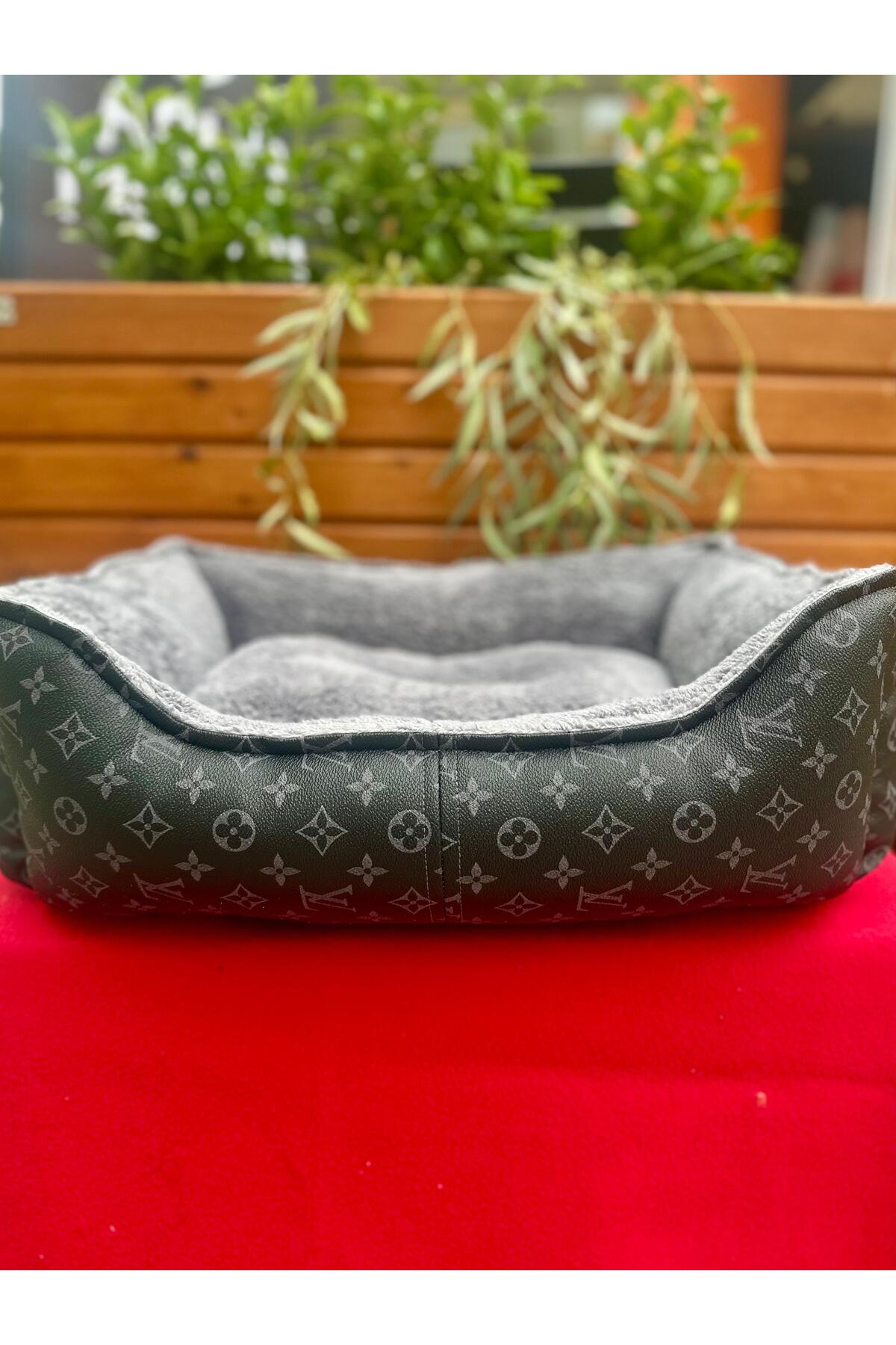 جای خواب بالشتی سگ و گربه LV مشکی VIP، سیلورپت‌شاپ SilverPetshop