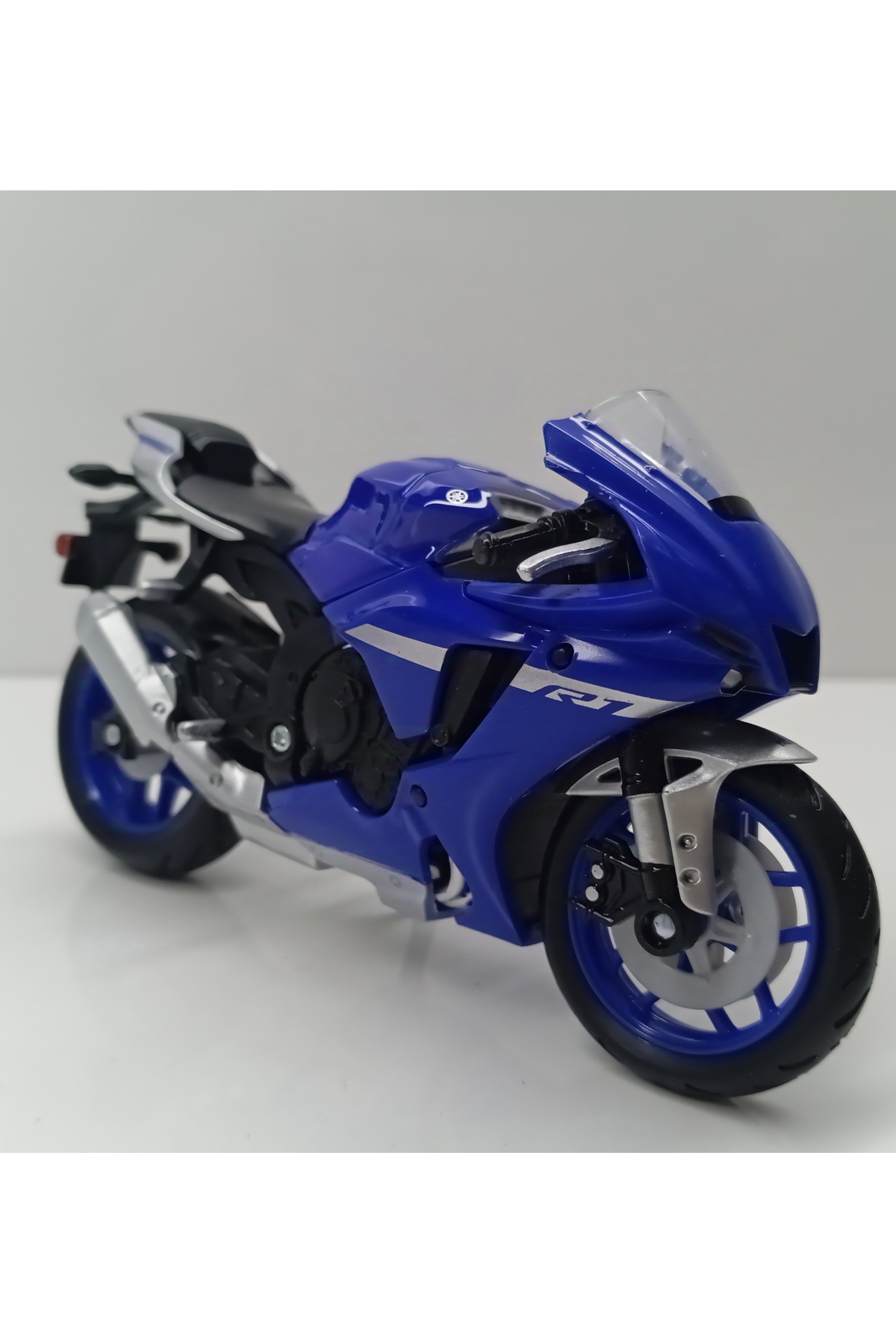 مدل خودرو DIANOMI MAISTO 1:18 مقیاس YAMAHA YZF R1 METAL MOTORCYCLE اورجینال Maisto