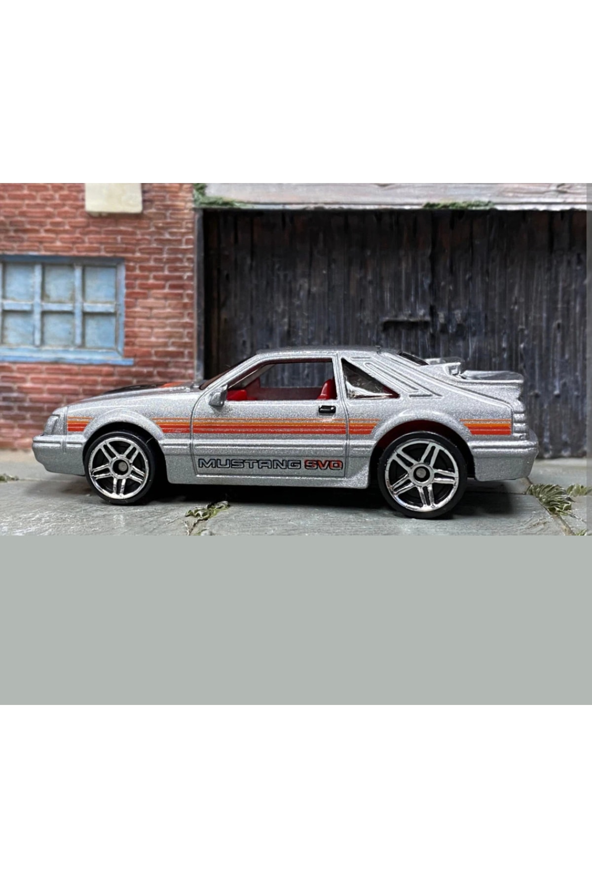 ماشین اسباب بازی 84 MUSTANG SVO 1:64 مقیاس هات ویلز اورجینال HOT WHEELS