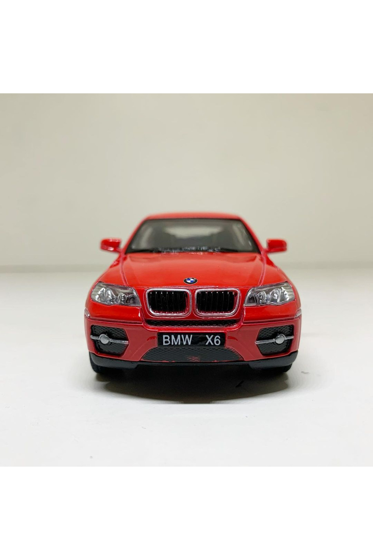 مدل خودرو 1.36 SCALE KINSMART دارای مجوز BMW X6 ماشین فلزی رنگ قرمز 12 سانتی متر اورجینال WELLY