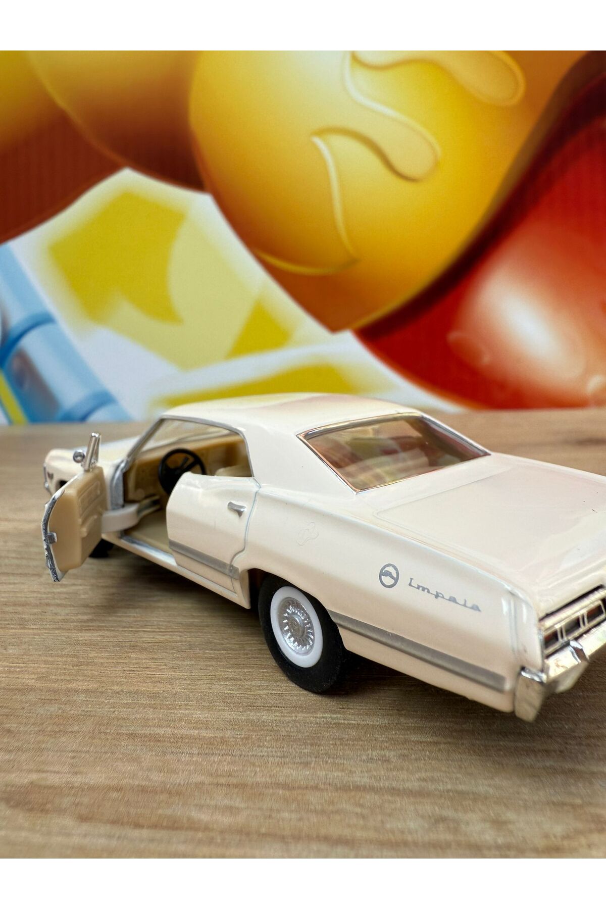 مدل خودرو PULL DROP 1967 CHEVROLET IMPALA CREAM DIECAST CAR OPENING DOORS CHEVY MODEL اورجینال scntoys