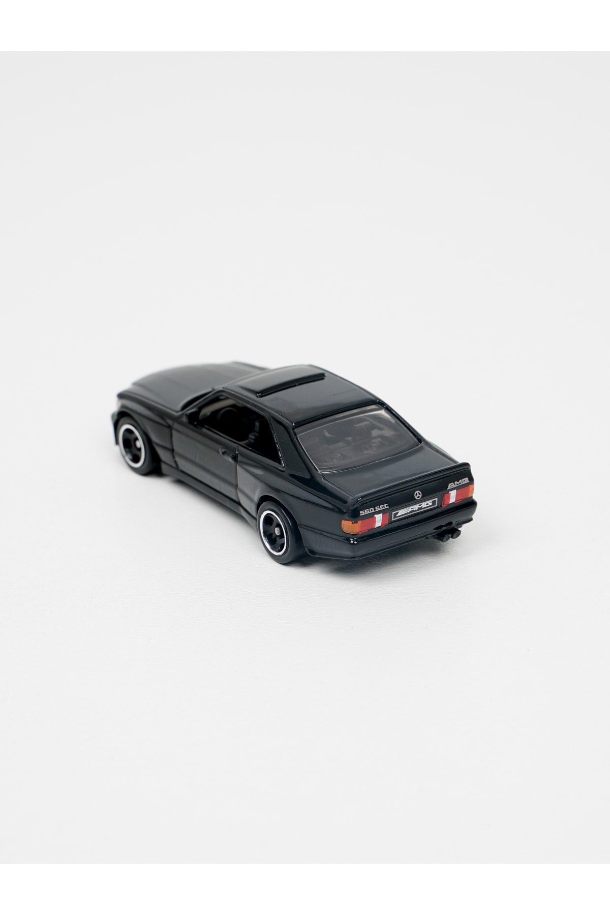 ماشین اسباب بازی 89 'مرسدس بنز 560 ثانیه AMG هات ویلز اورجینال HOT WHEELS