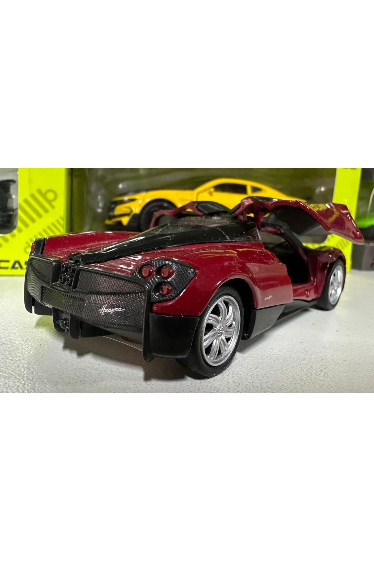 مدل خودرو اسباب بازی ماشین فلزی 1 36 چک قطره قرمز PAGANI HUAYRA اورجینال WELLY