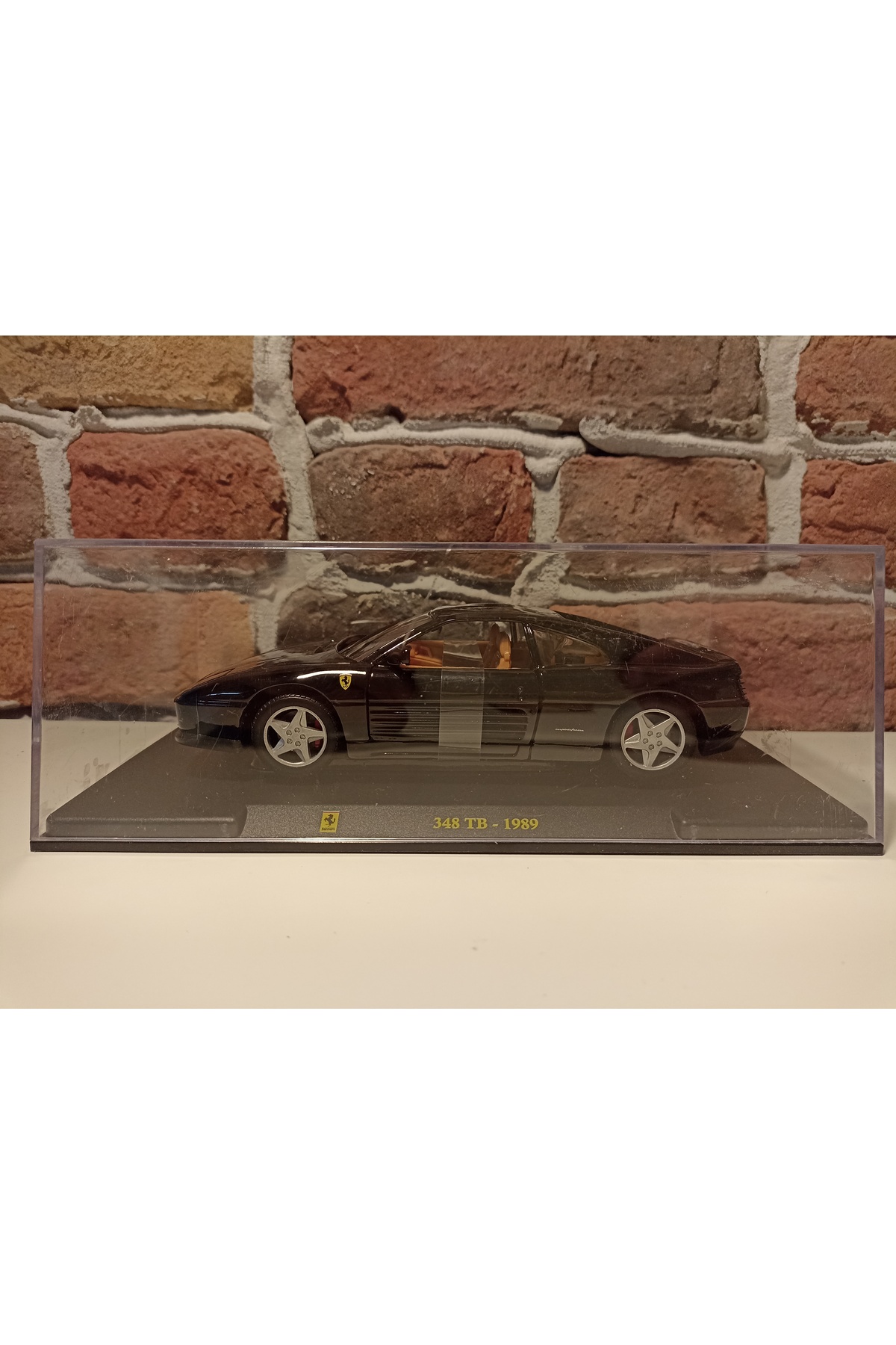 مدل خودرو FERRARI 348 TB 1989 اورجینال Burago