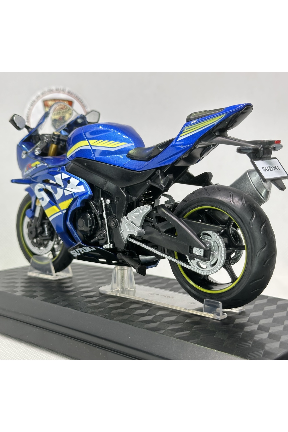 مدل خودرو سوزوکی GSX R1000 آبی تیره 1:12 17 موتورسیکلت پایه فلزی دیکست – دارای مجوز اورجینال MotoGarage