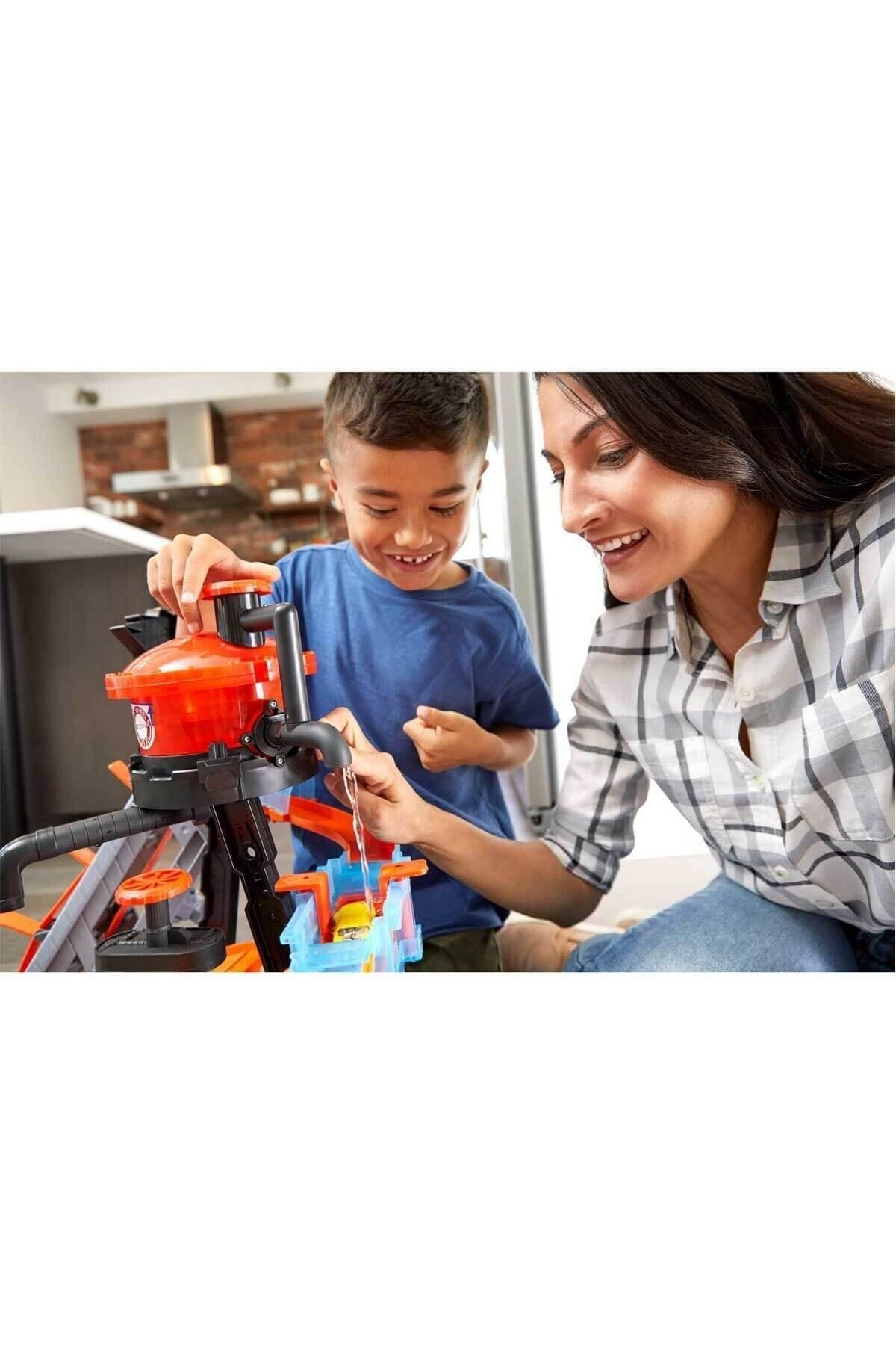 ماشین اسباب بازی اتومبیل هایی که تمساح رنگ را تغییر می دهند FTB67 هات ویلز اورجینال HOT WHEELS