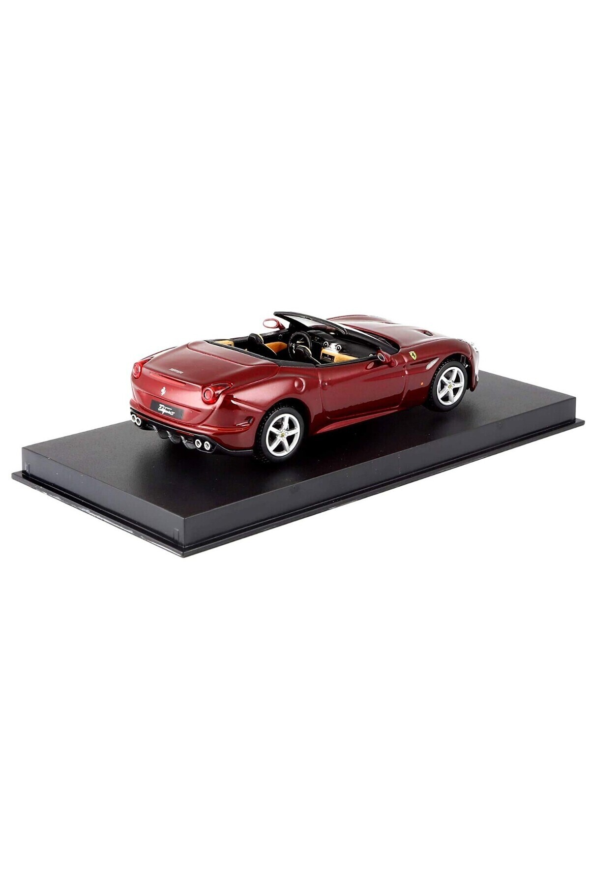مدل خودرو 1:43 فراری کالیفرنیا T 36903 DIECAST اورجینال BBURAGO