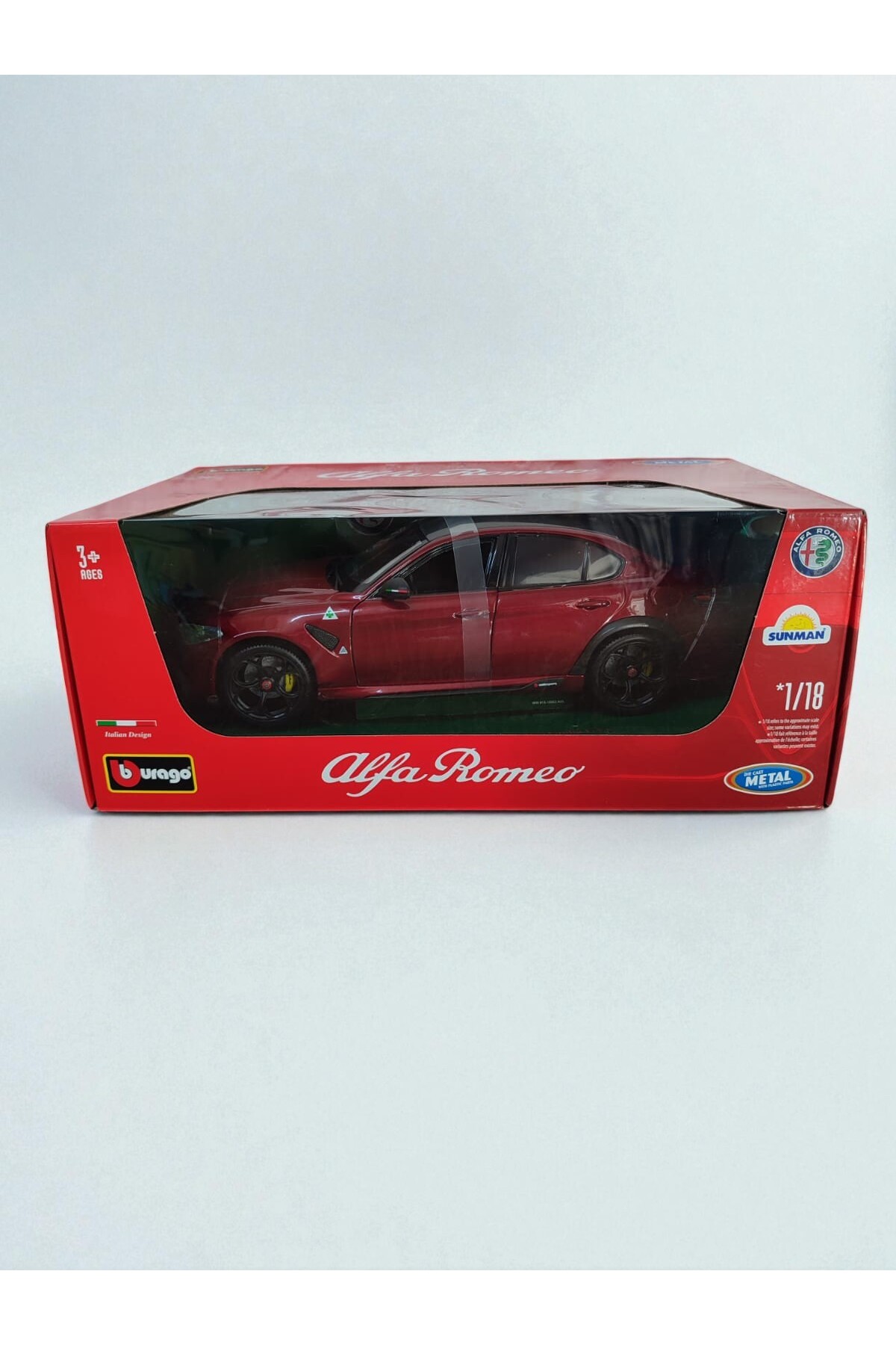 مدل خودرو ماشین کلکسیونی ALFA ROMEO GIULIA GTA 1:18 SCALE DIE CAST قرمز مشکی فلزی اورجینال Burago