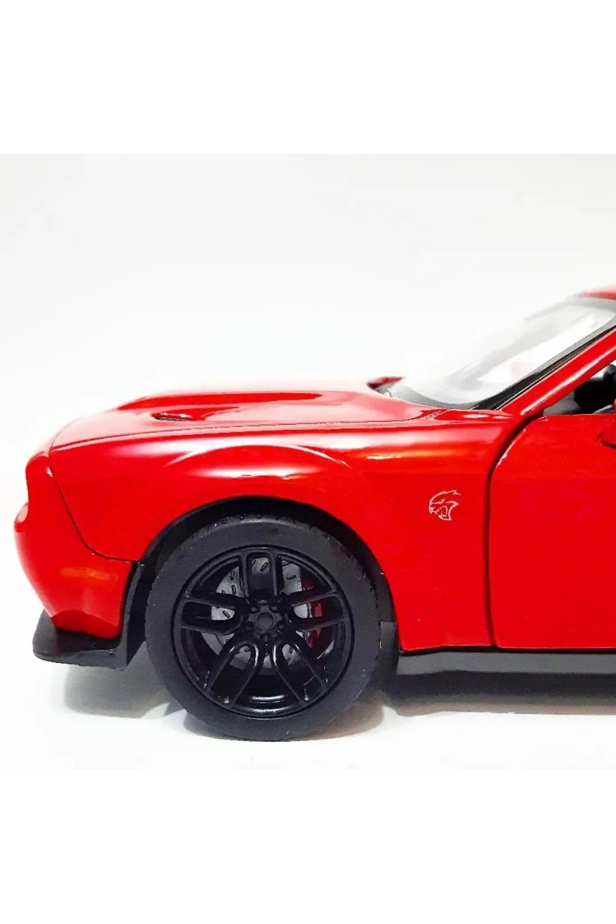 مدل خودرو 1.24 MOTORMAX LICENSED DODGE CHALLENGER رنگ قرمز اورجینال WELLY