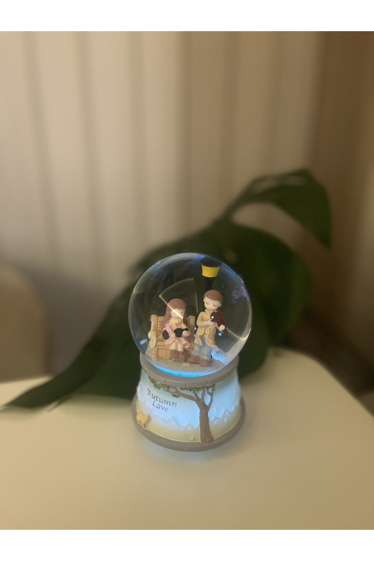 گوی برفی عاشقان عاشقانه نور موزیکال گلیتر گلوب از ترکیه yunusaltunsu