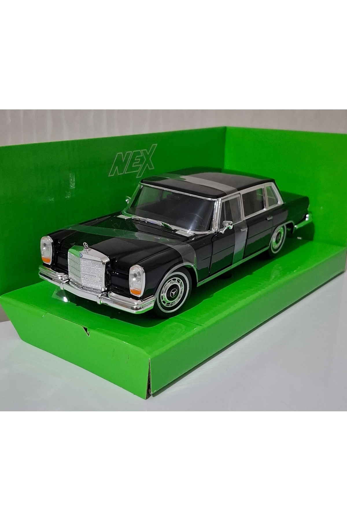 مدل خودرو 1.24 SCALE WELLY BRAND LICENSED MERCEDES BENZ 600 PULMAN مشکی COLOR اورجینال WELLY