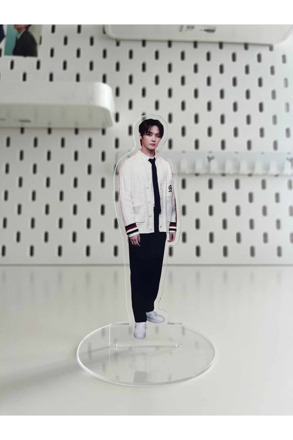 فیگور STY KIDS KPOP GROUP LEE KNOW ACRYLIC PLEXI FIGUR STAND از ترکیه Hara Company
