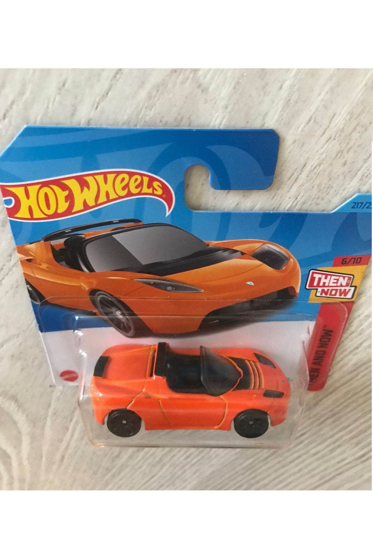 ماشین اسباب بازی تسلا جادهستر هات ویلز اورجینال HOT WHEELS