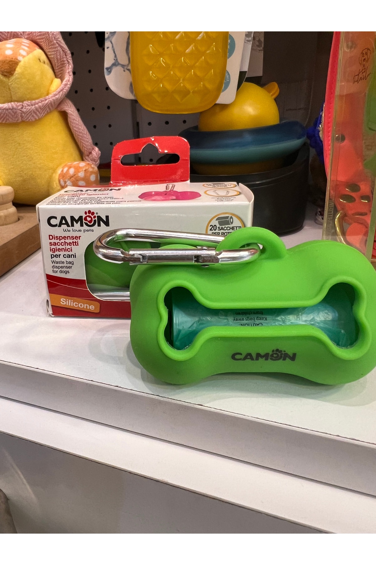 کیف نگهدارنده کیسه جمع‌آوری فضولات سگ کامون Camon مدل kl098، سیلیکونی طرح استخوان