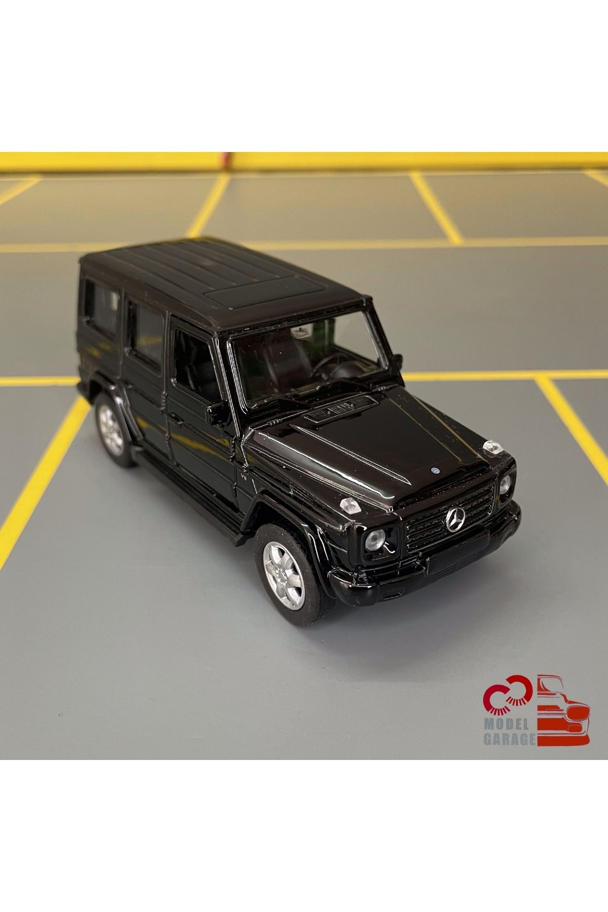 مدل خودرو ماشین اسباب بازی مرسدس بنز G کلاس 1 36 SCALE DIECAST METAL MODEL اورجینال WELLY