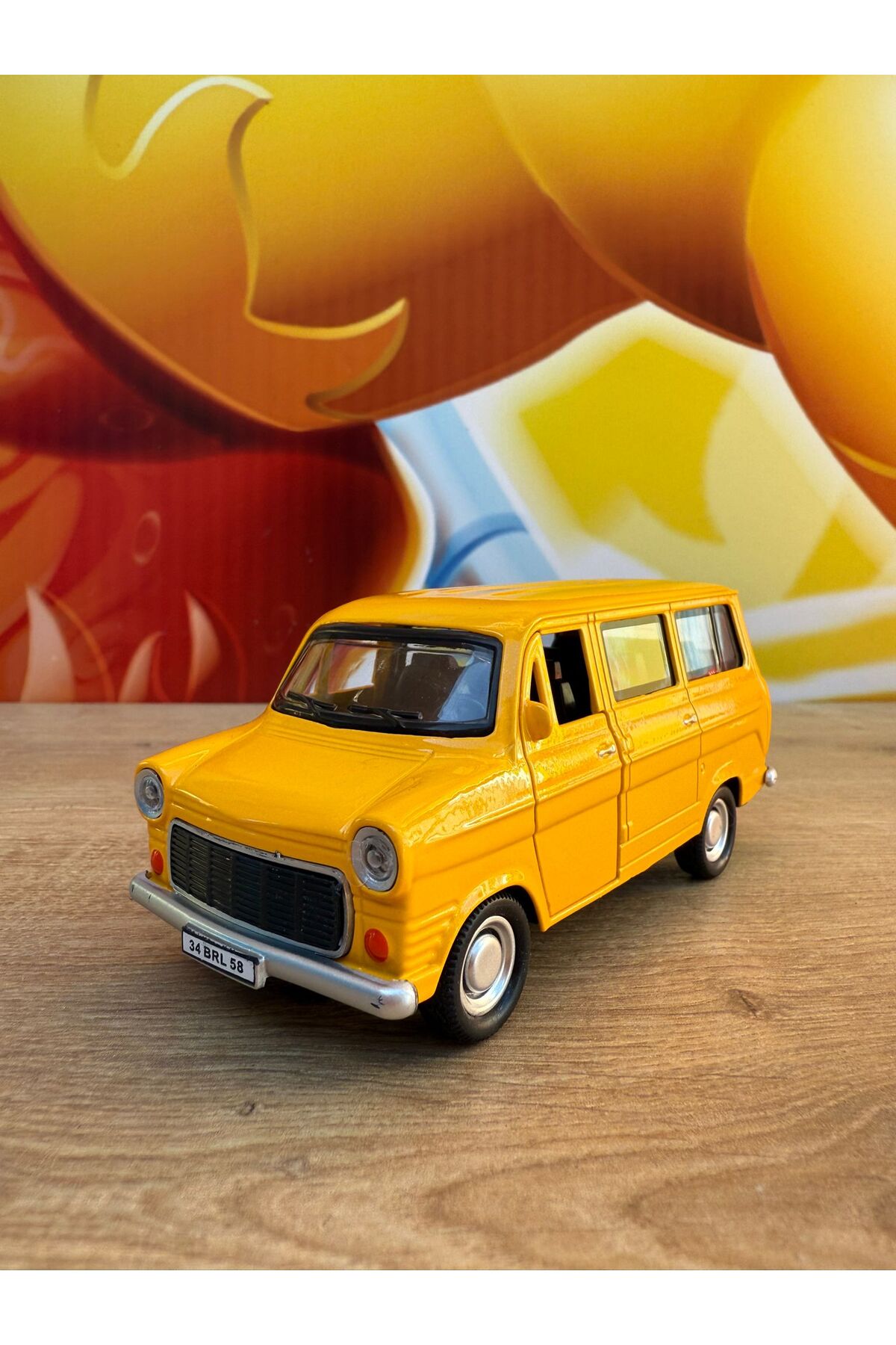 ماشین اسباب بازی TOY METAL SQUEEGEE AIR HORN مینی بوس فورد زرد قدیمی نوستالژیک با صدا و نور scntoys