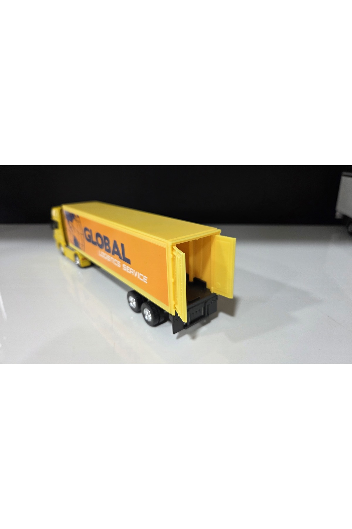 مدل خودرو 1 64 کامیون یدک کش اسکانیا 4X2 و نیمه تریلر WELLY اورجینال WELLY