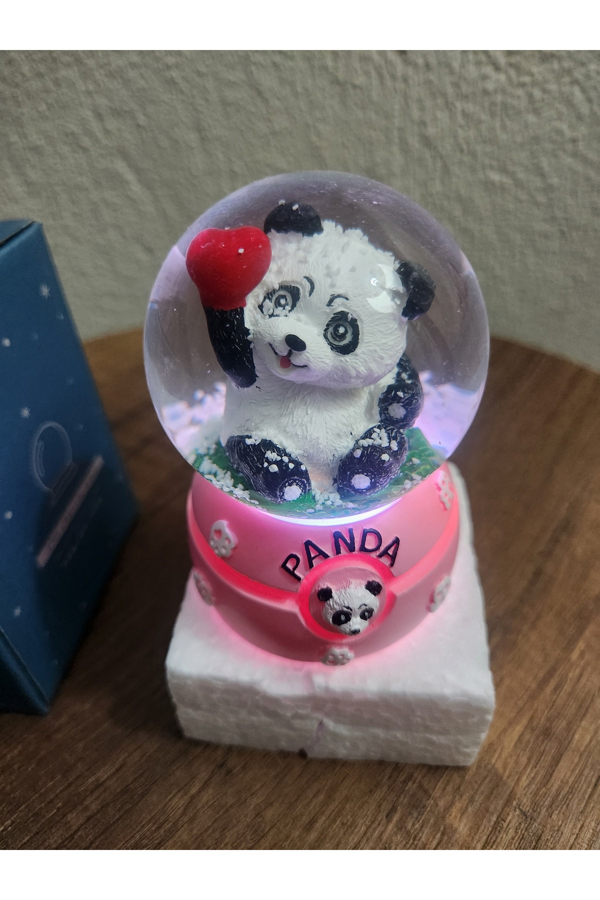 گوی برفی GLOBE SNOW LIGHT PANDALI سایز متوسط از ترکیه Ailenizin Oyuncakçısı