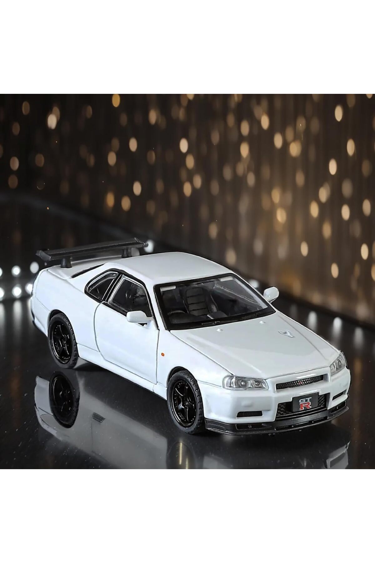 مدل خودرو NISSAN SKYLINE GTR R34 1:24 DIECAST METAL MODEL CAR COLLECTION سفید با صدا و نور اورجینال alpmodel
