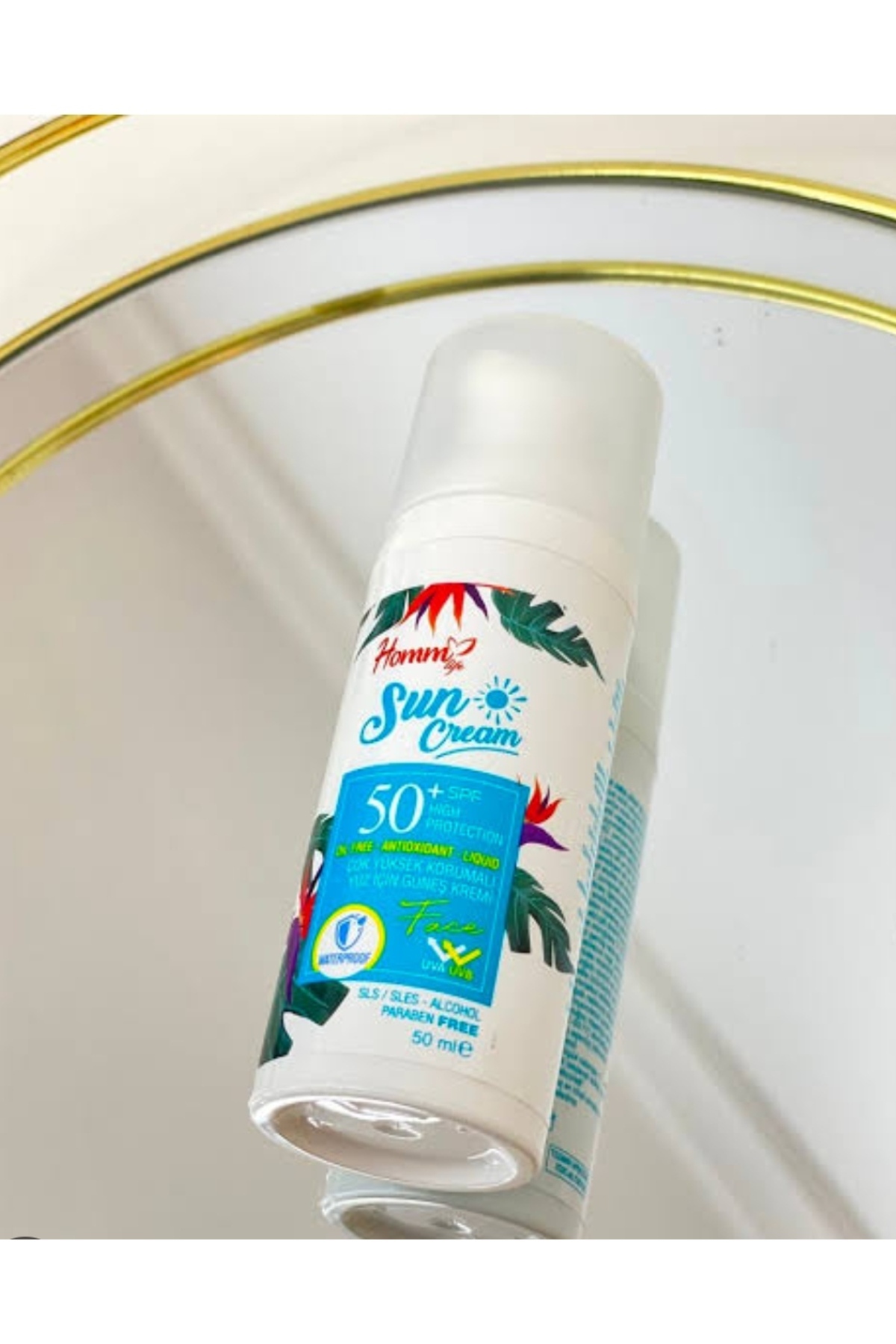 کرم ضد آفتاب صورت 50 میلی‌لیتر با SPF 50 و محافظت بسیار بالا Homm Life
