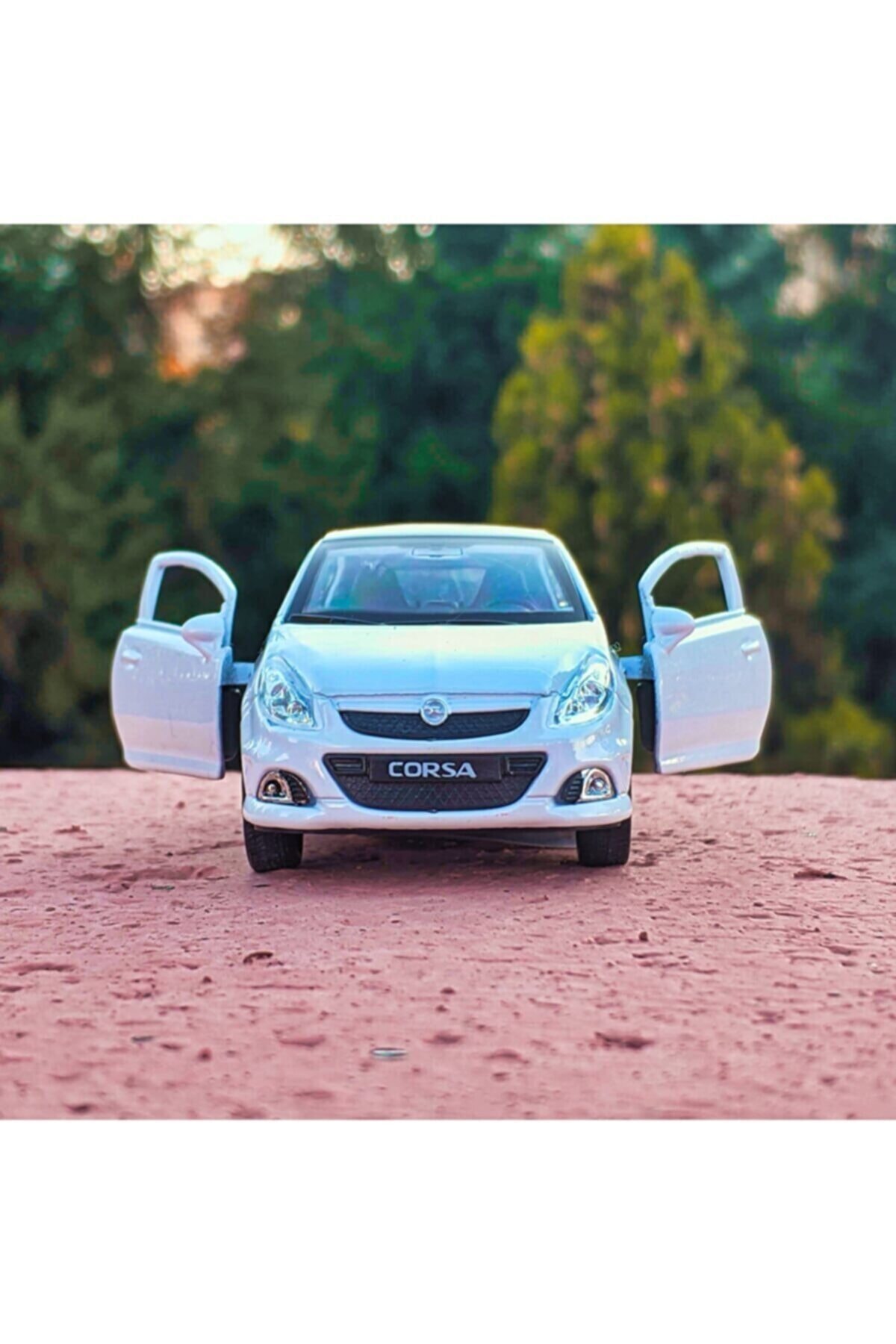 مدل خودرو OPEL CORSA 1 36 SCALE 12CM DIECAST MODEL CAR PULL DROP اورجینال WELLY
